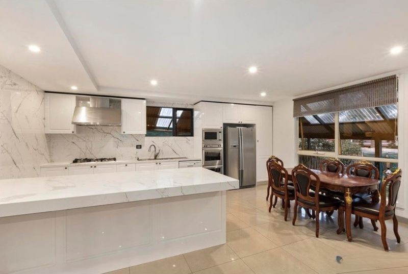 37 Fromhold Drive, Doncaster, VIC 3108, Doncaster - Thumbnail 3