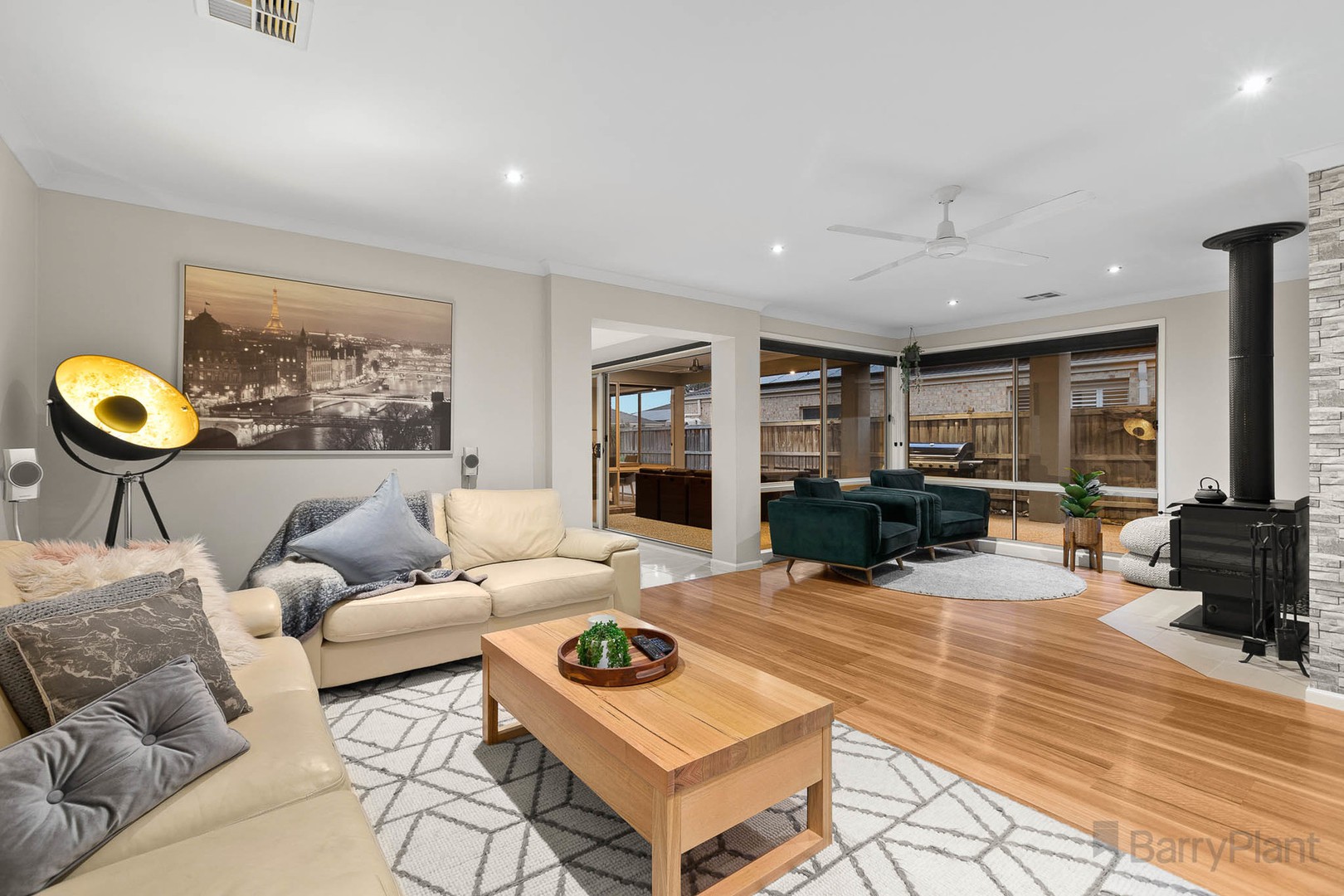 37 Greendale Boulevard, Pakenham, VIC 3810, Pakenham - Thumbnail 3