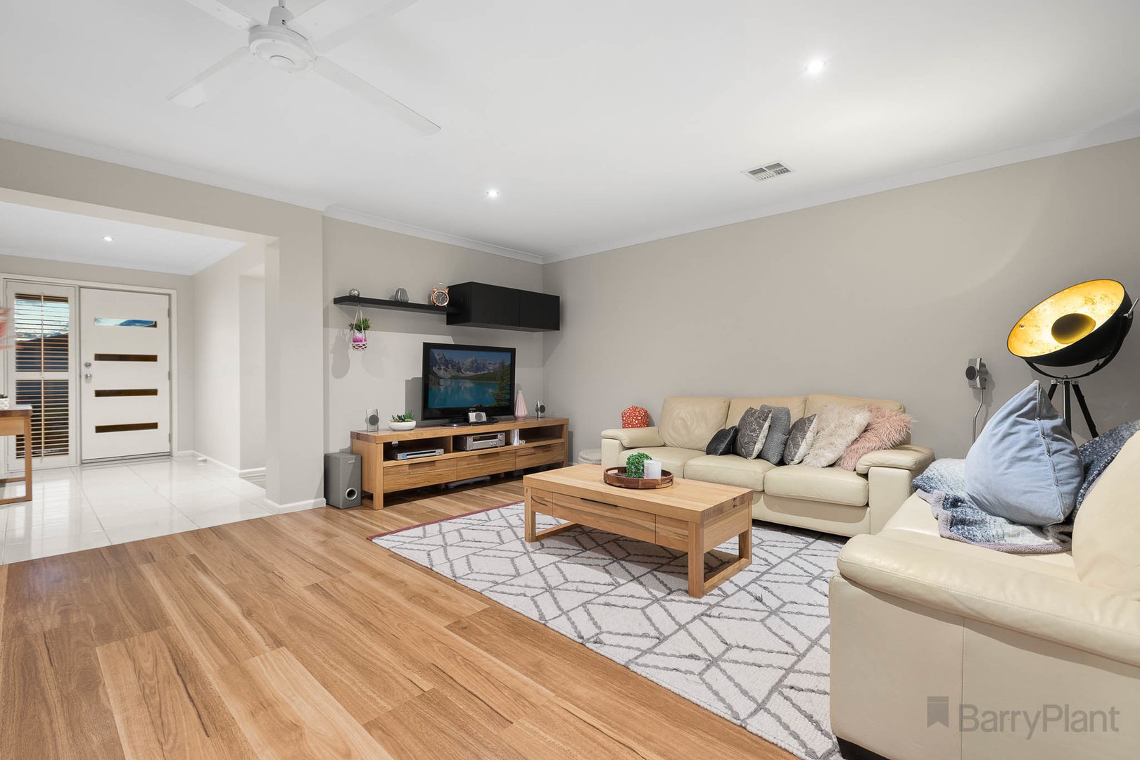 37 Greendale Boulevard, Pakenham, VIC 3810, Pakenham - Thumbnail 4