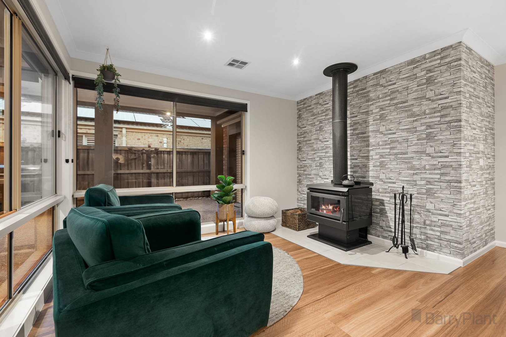 37 Greendale Boulevard, Pakenham, VIC 3810, Pakenham - Thumbnail 5