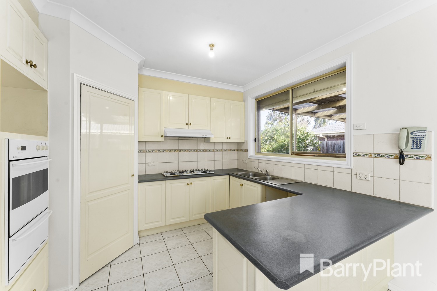 37 Gresham Way, Sunshine West, VIC 3020, Sunshine West - Thumbnail 5