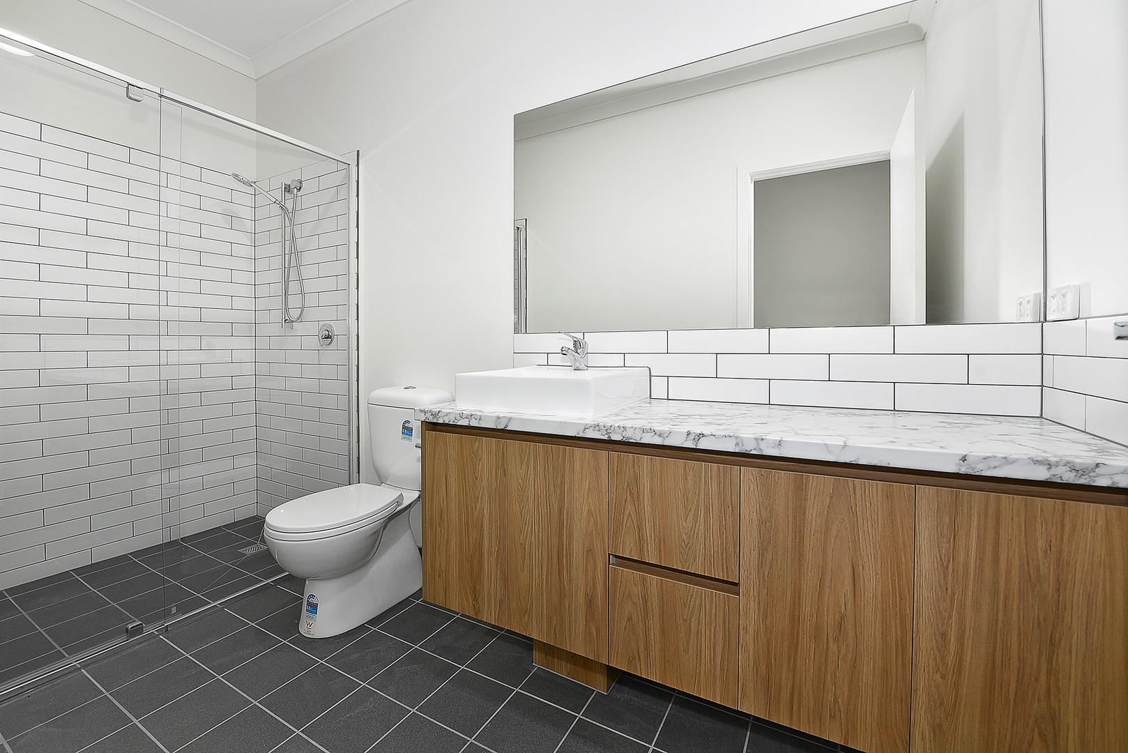 37 Gungarlan Drive, Keilor East, VIC 3033, Keilor East - Thumbnail 4