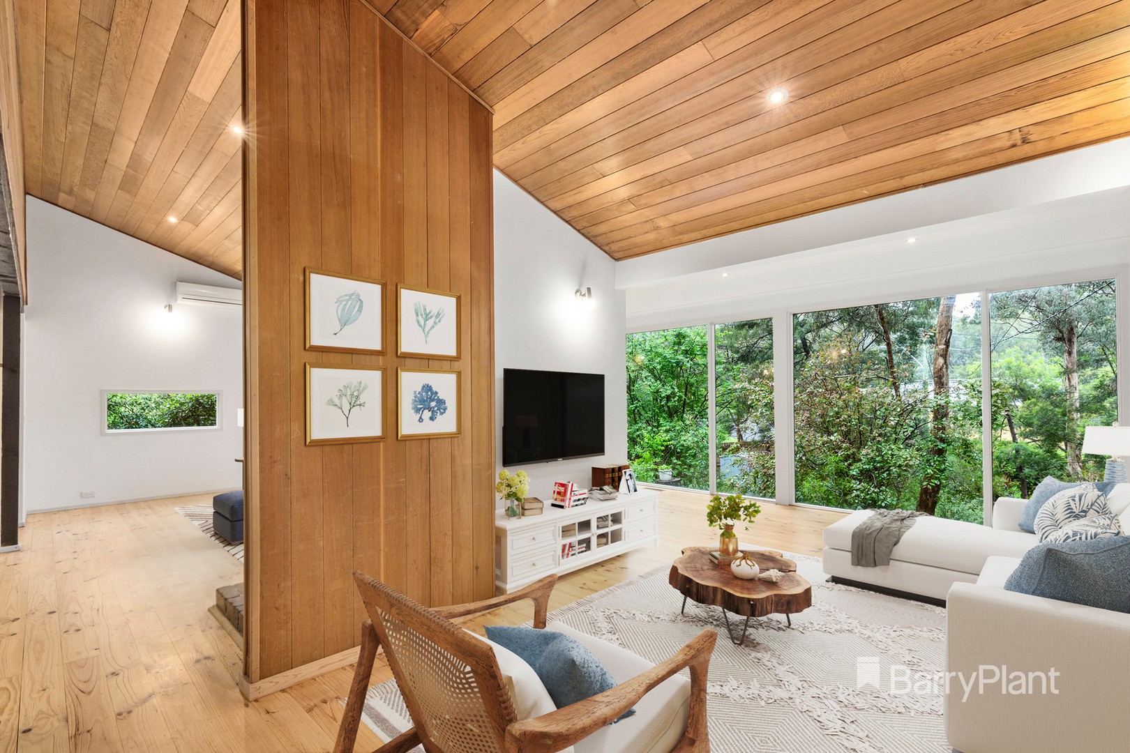 37 Haleys Gully Road, Hurstbridge, VIC 3099, Hurstbridge - Thumbnail 3