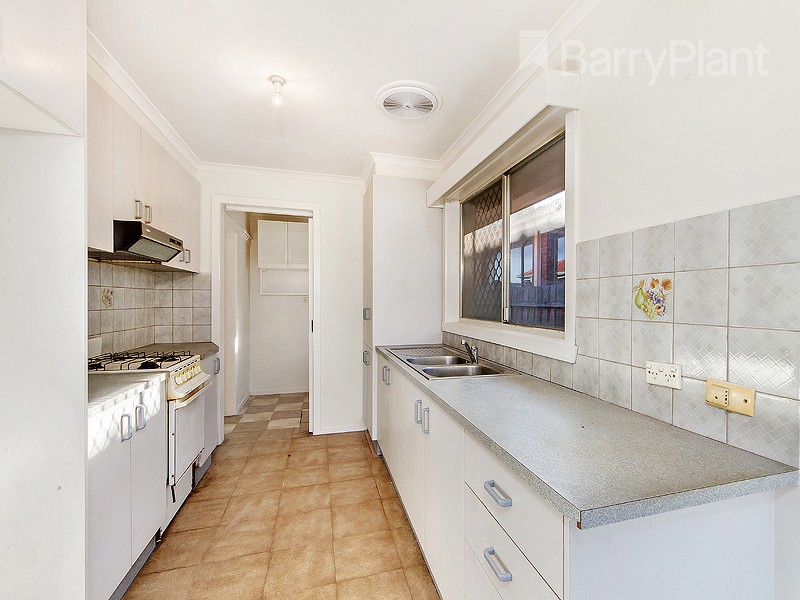 37 Harmon Avenue, St Albans, VIC 3021, St Albans - Thumbnail 2
