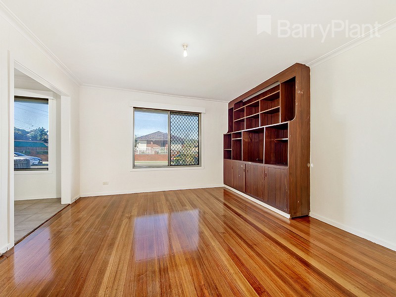 37 Harmon Avenue, St Albans, VIC 3021, St Albans - Thumbnail 3