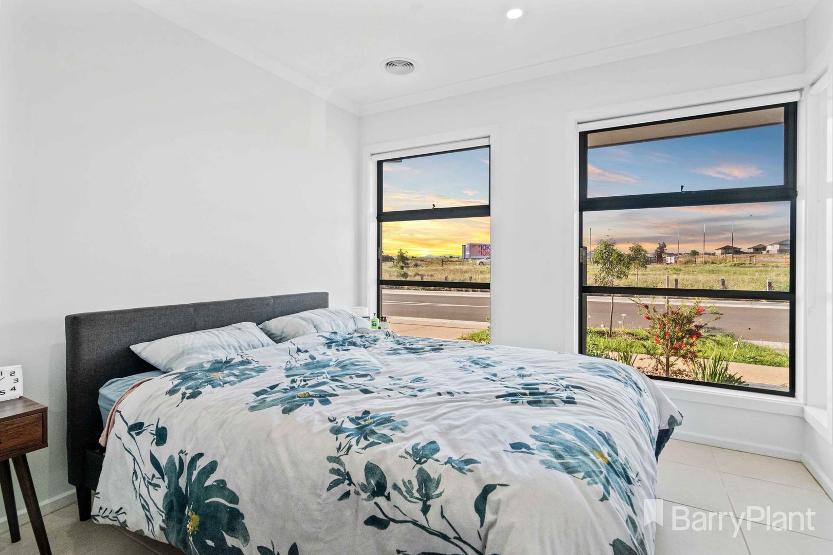 37 Harrier Circuit, Deanside, VIC 3336, Deanside - Thumbnail 7