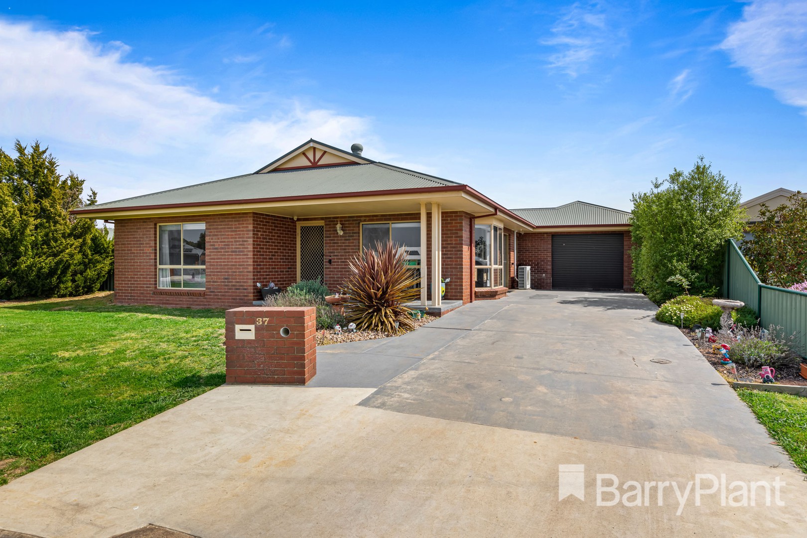 37 Harrison Street, Maryborough, VIC 3465, Maryborough - Thumbnail 3