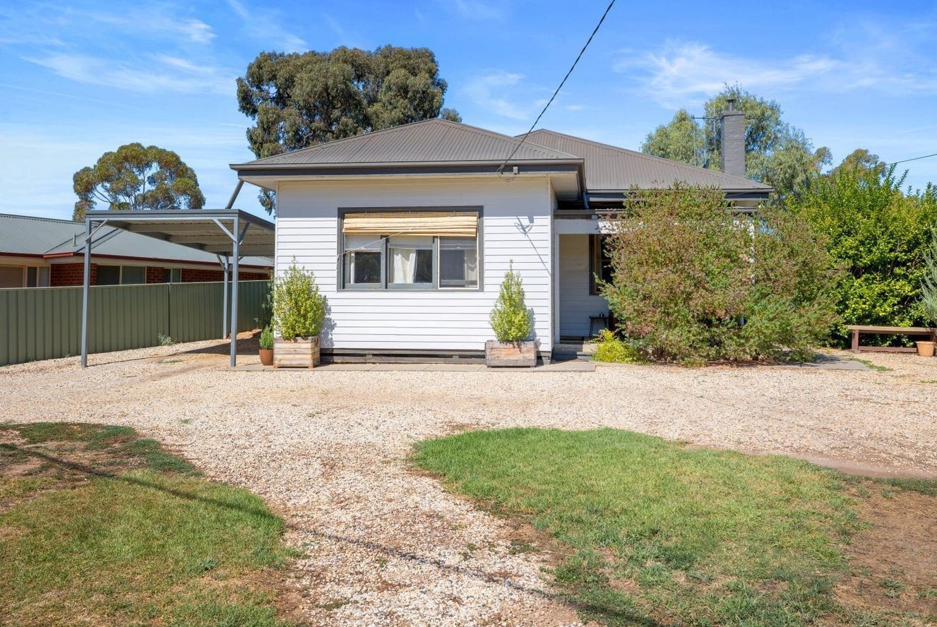 37 Inglewood StreetGolden Square, VIC 3555  - Leased, Golden Square - Thumbnail 2