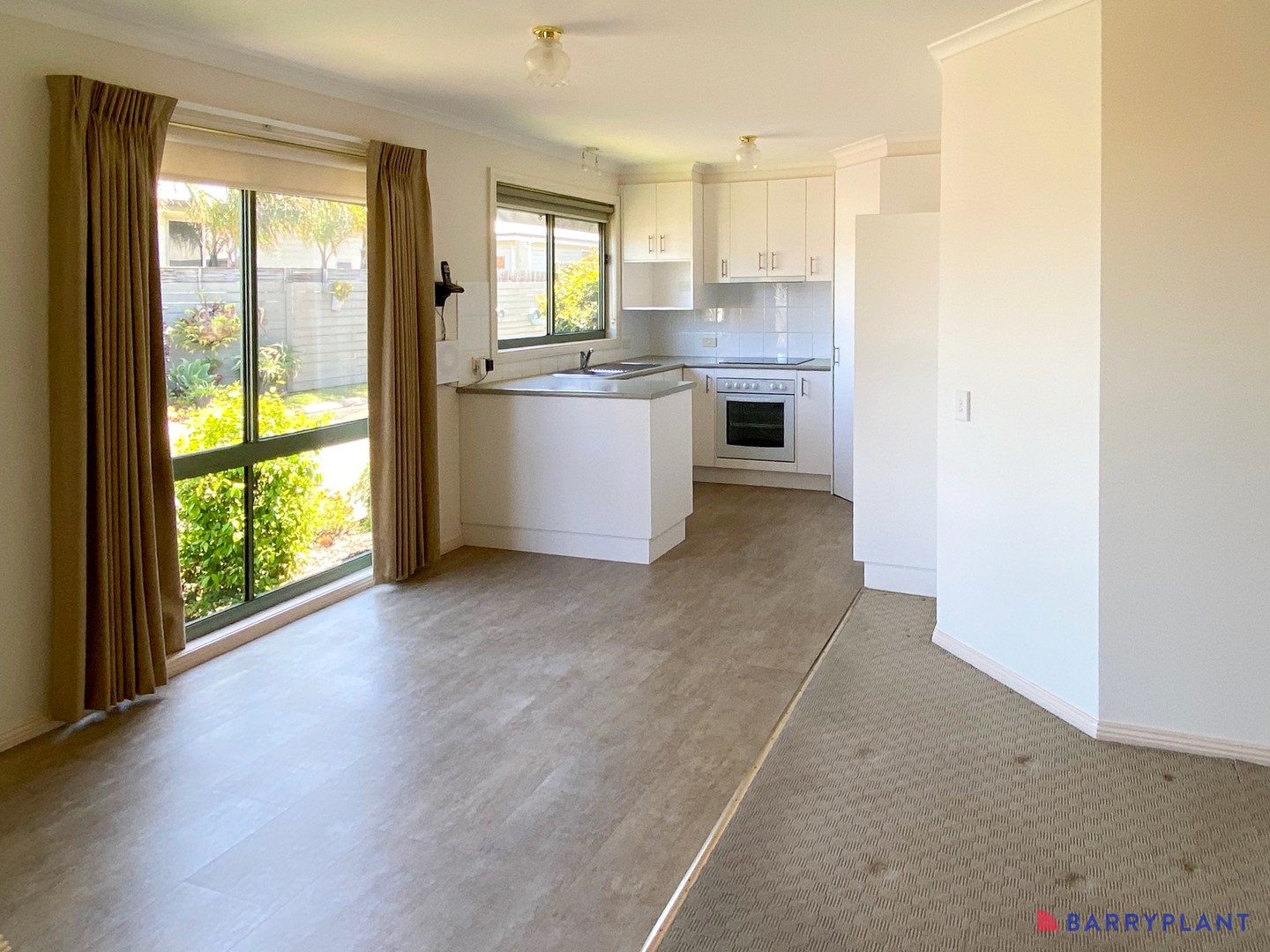 37 Julia Street, Inverloch, VIC 3996 - Thumbnail 2 - 14/11/2025