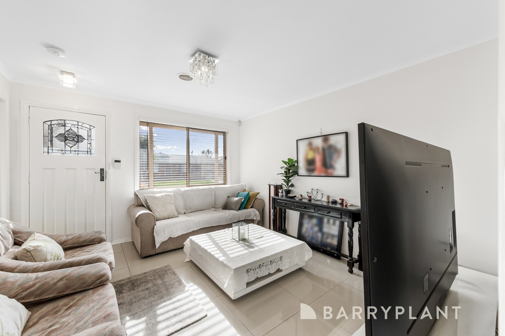 37 Karinya Close, Werribee, VIC 3030, Werribee - Thumbnail 2