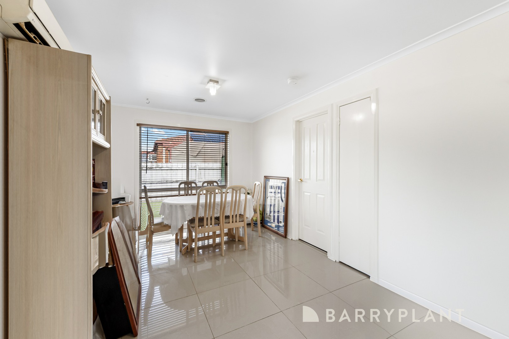 37 Karinya Close, Werribee, VIC 3030, Werribee - Thumbnail 6