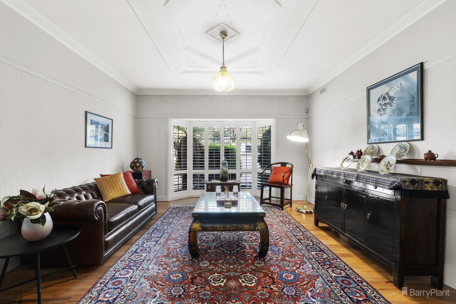 37 Kenilworth Parade, Ivanhoe, VIC 3079 - Thumbnail 2 - 30/08/2023