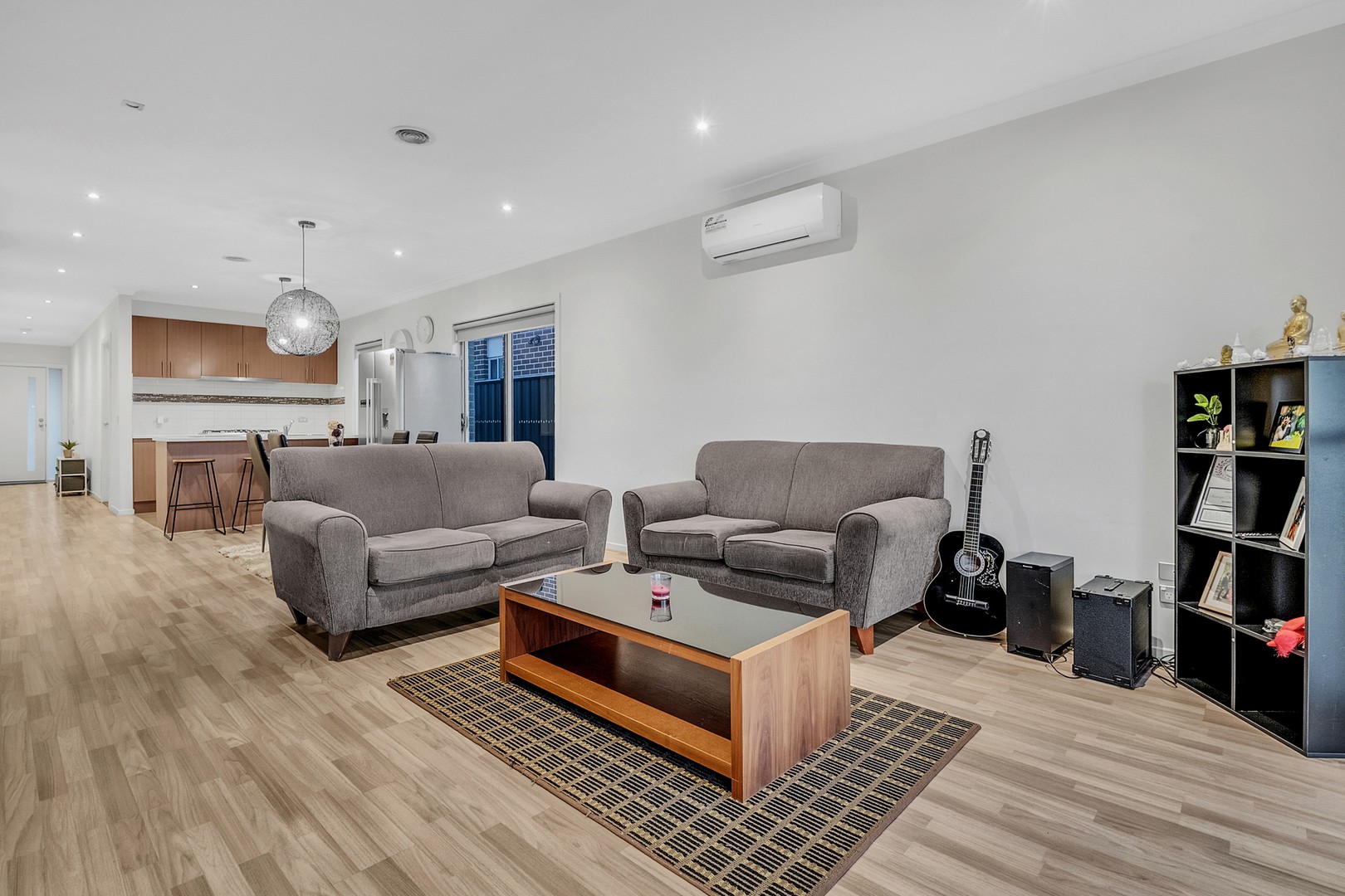 37 Kensley Circuit, Craigieburn, VIC 3064, Craigieburn - Thumbnail 6