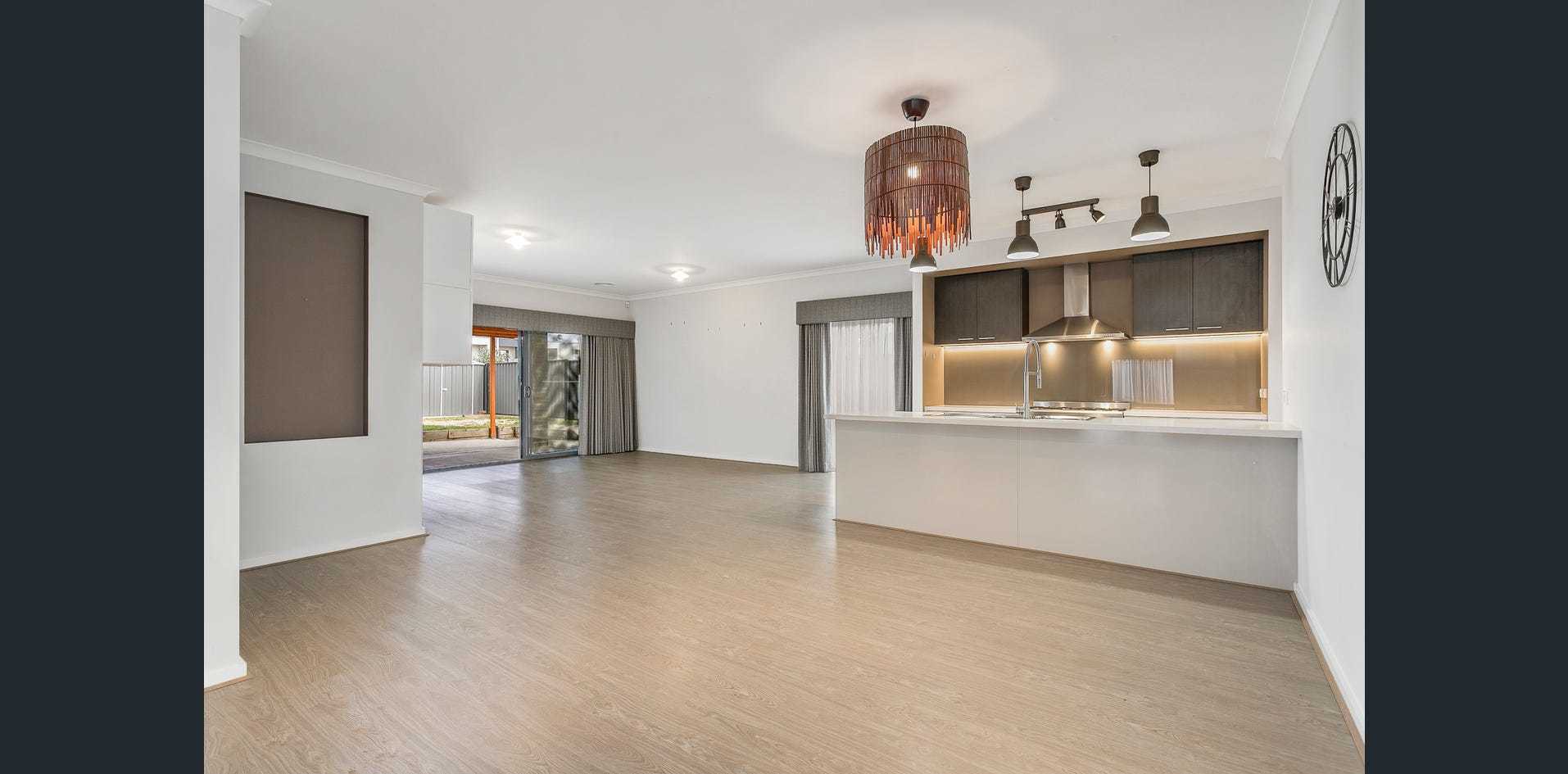 37 Kentwell Street, Truganina, VIC 3029, Truganina - Thumbnail 2