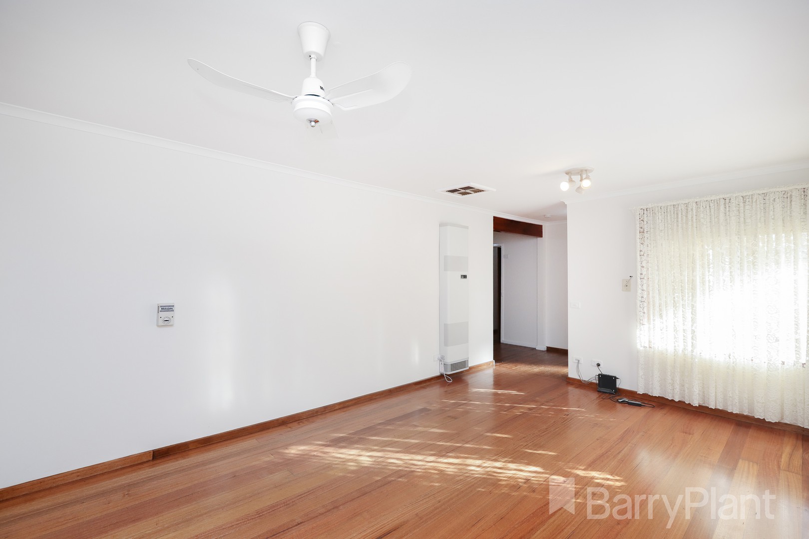 37 Kermeen Street, Sunshine West, VIC 3020, Sunshine West - Thumbnail 4