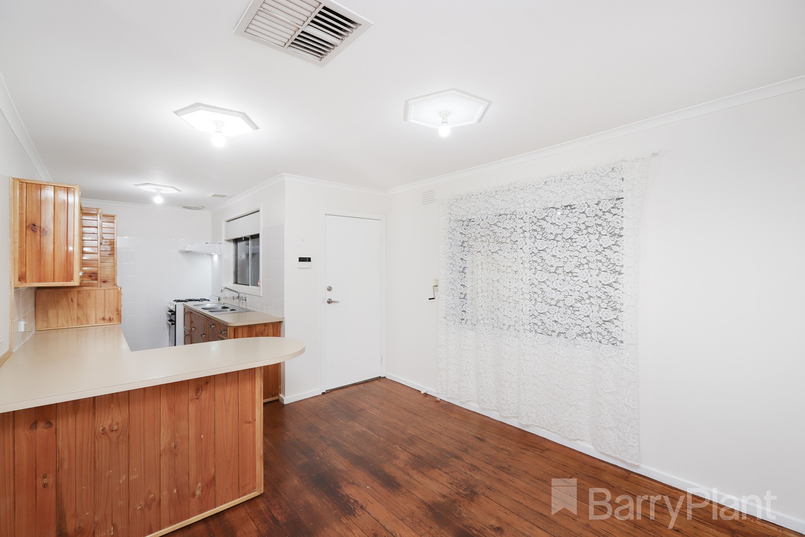 37 Kermeen Street, Sunshine West, VIC 3020, Sunshine West - Thumbnail 5