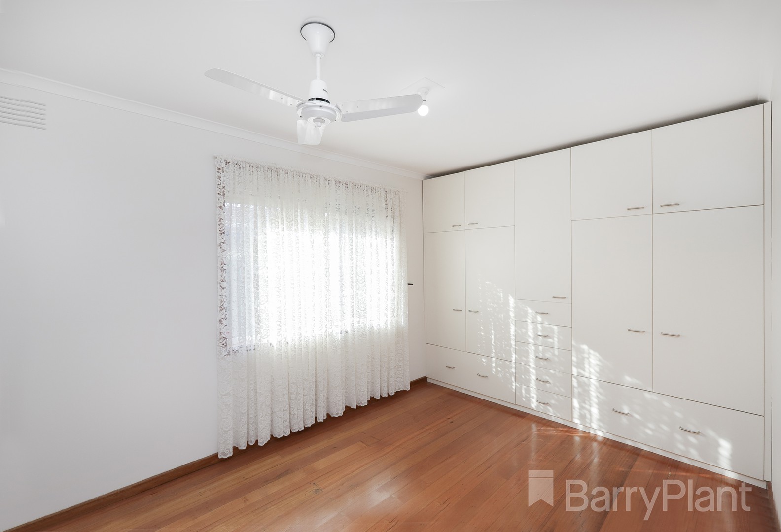 37 Kermeen Street, Sunshine West, VIC 3020, Sunshine West - Thumbnail 7