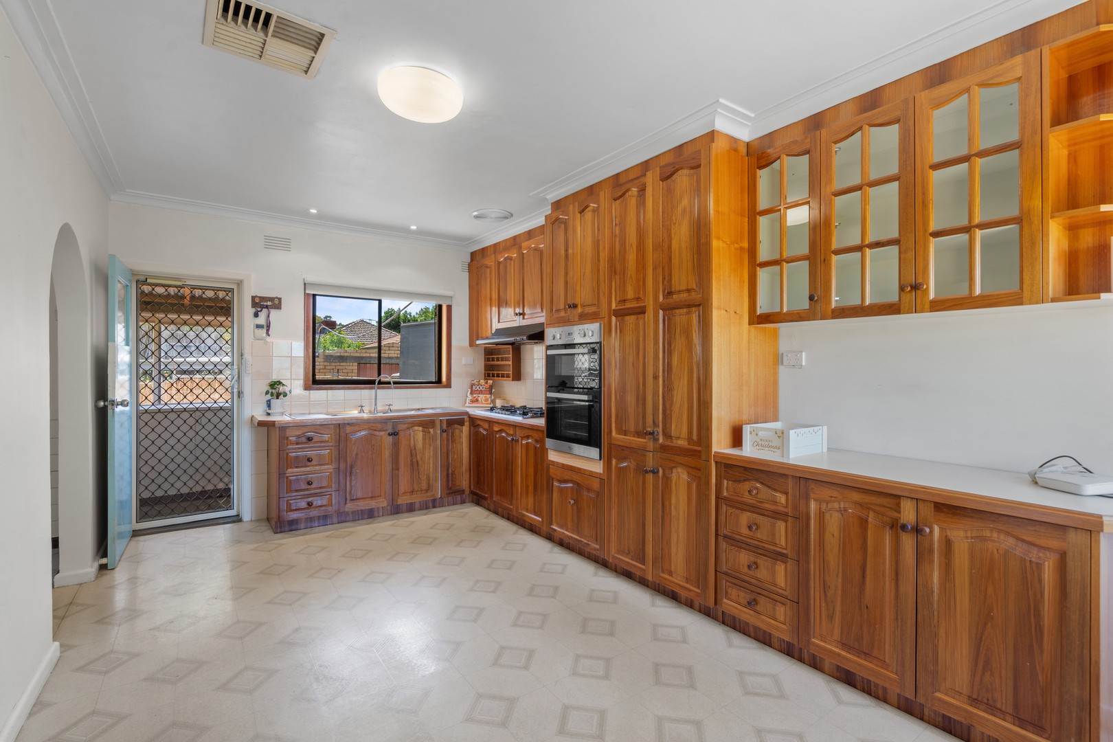 37 Kidgell Street, Lilydale, VIC 3140, Lilydale - Thumbnail 2