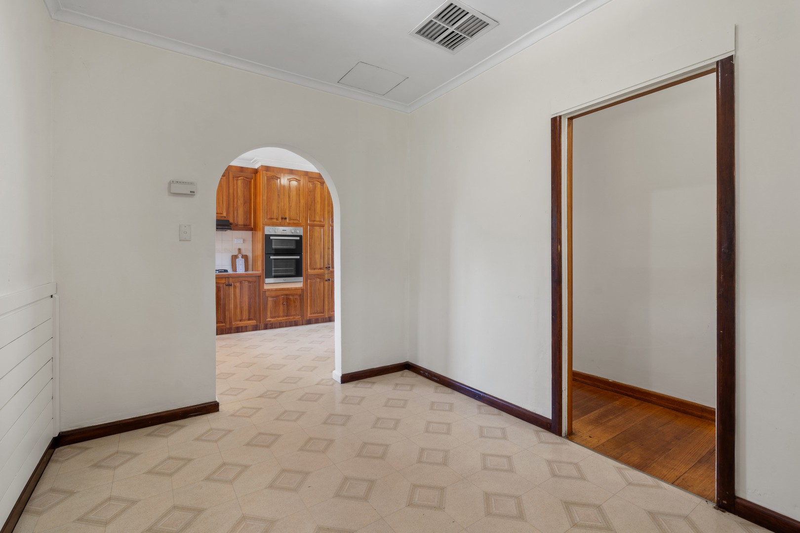 37 Kidgell Street, Lilydale, VIC 3140, Lilydale - Thumbnail 3