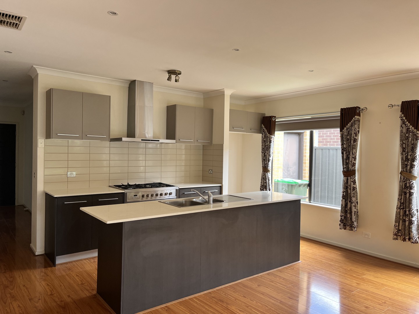 37 Lancewood Road, Manor Lakes, VIC 3024, Manor Lakes - Thumbnail 5