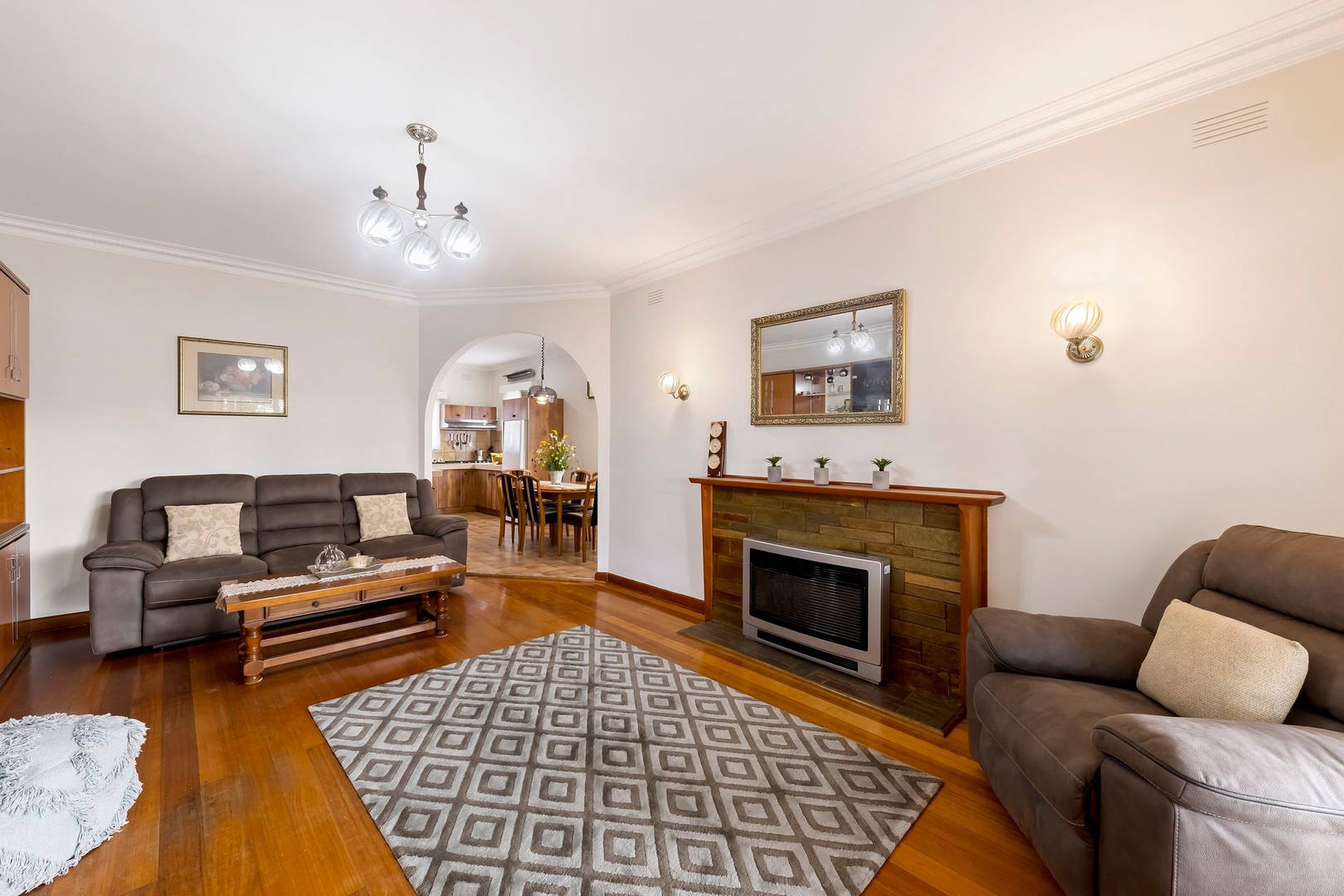 37 Macey Avenue, Avondale Heights, VIC 3034, Avondale Heights - Thumbnail 4
