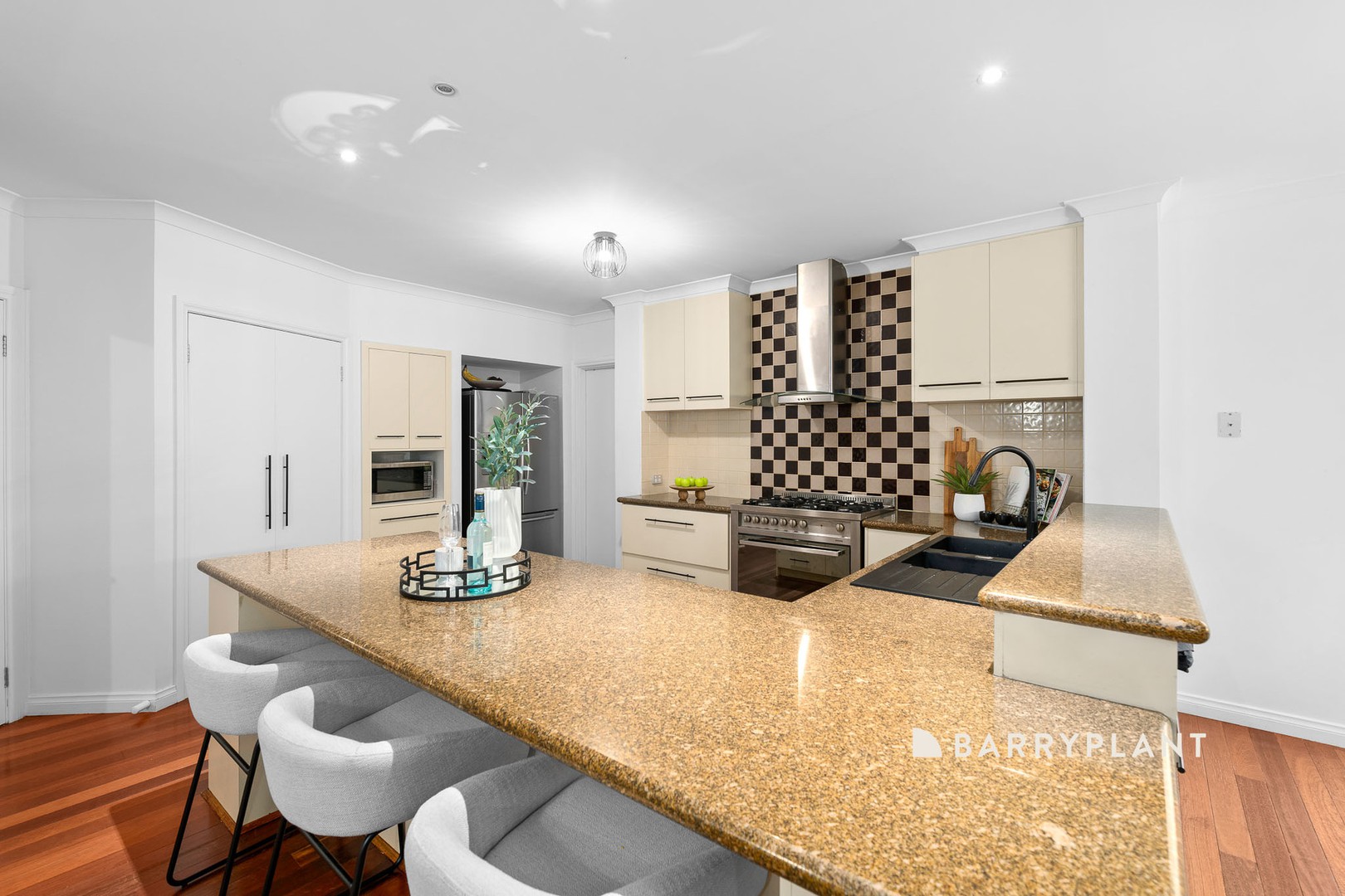 37 Mayfair Crescent, Narre Warren, VIC 3805, Narre Warren - Thumbnail 8