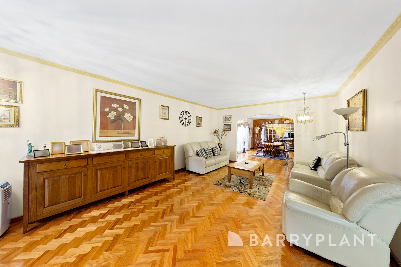 37 Meadowbank Drive, Sunshine North, VIC 3020, Sunshine North - Thumbnail 4