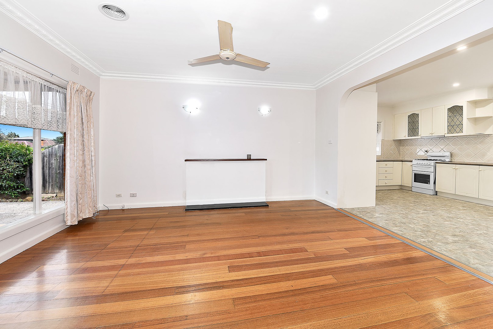 37 Medfield Avenue, Avondale Heights, VIC 3034, Avondale Heights - Thumbnail 2