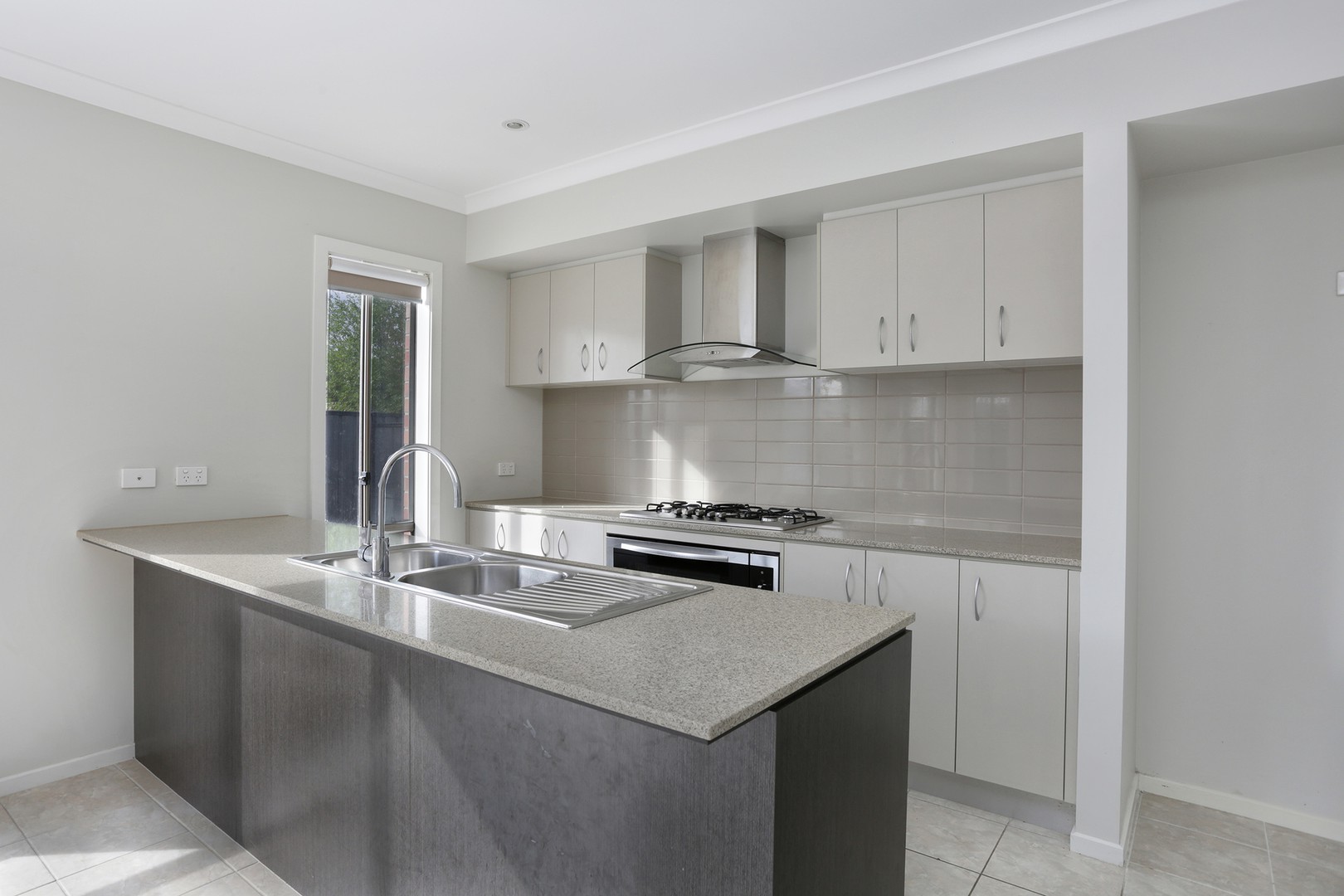 37 Michael Place, Point Cook, VIC 3030, Point Cook - Thumbnail 2