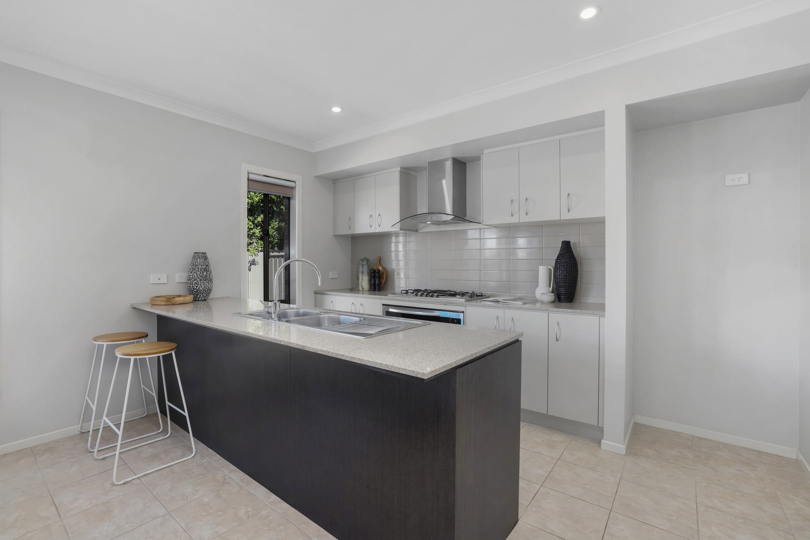 37 Michael Place, Point Cook, VIC 3030 - Thumbnail 2 - 20/03/2025