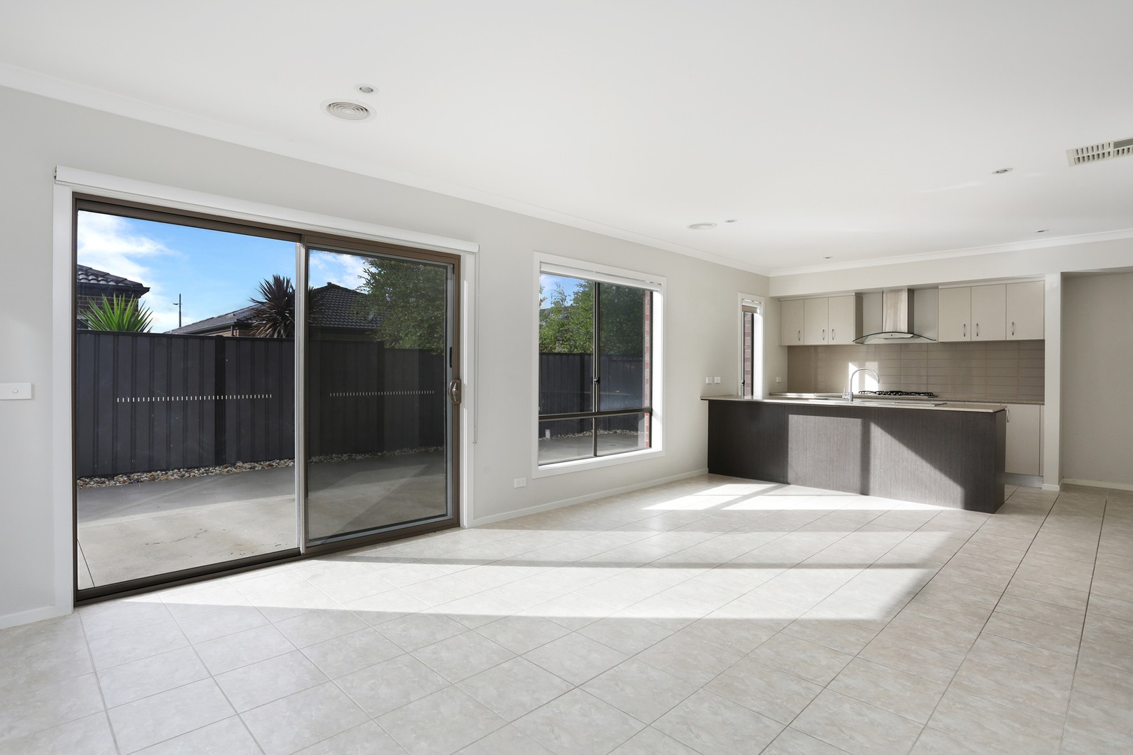 37 Michael Place, Point Cook, VIC 3030, Point Cook - Thumbnail 8