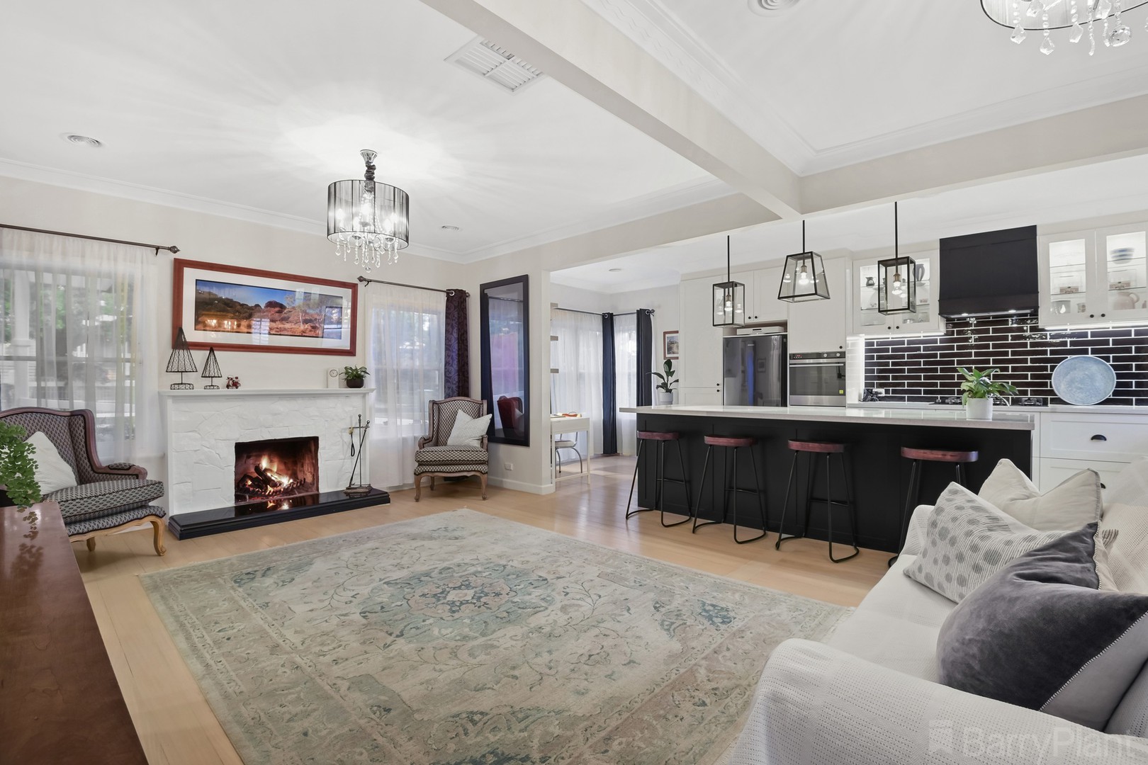 37 Murray Road, Croydon, VIC 3136 - Thumbnail 2 - 27/10/2021