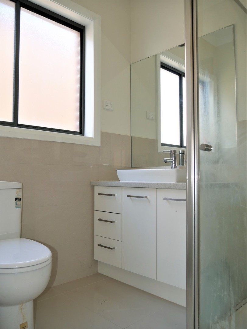 37 Nantha Way, Brookfield, VIC 3338 - Thumbnail 2 - 30/09/2021