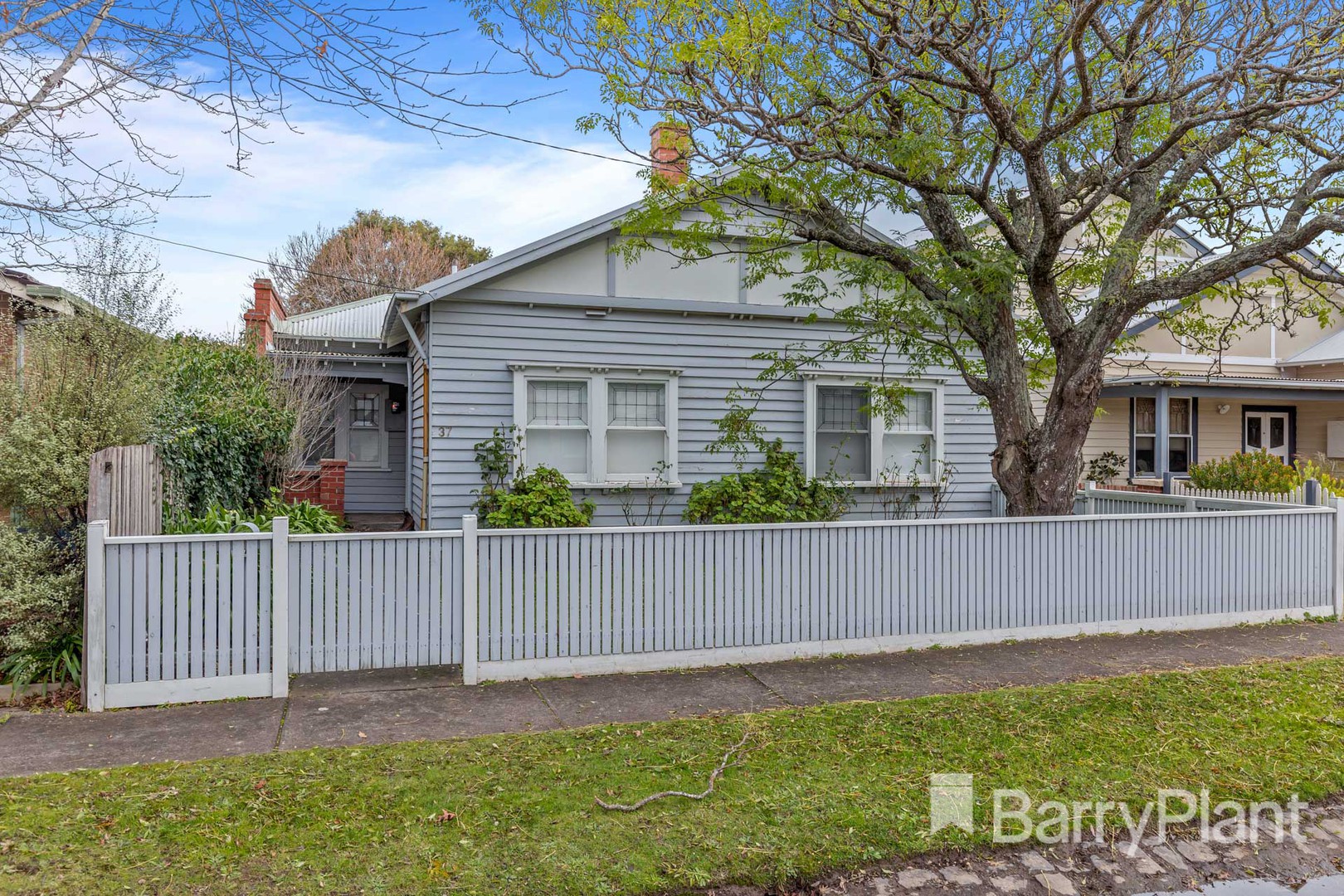 37 Nightingale Street, Newington, VIC 3350, Newington - Thumbnail 2
