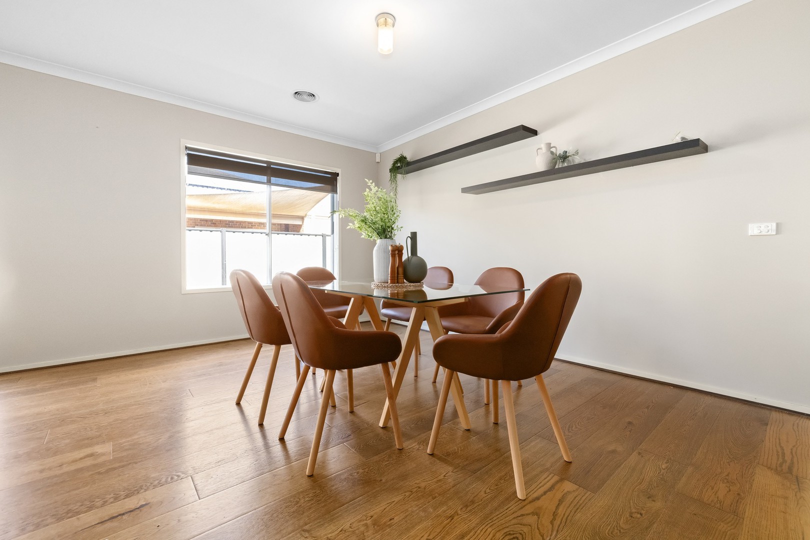 37 Niland Crescent, Point Cook, VIC 3030, Point Cook - Thumbnail 6