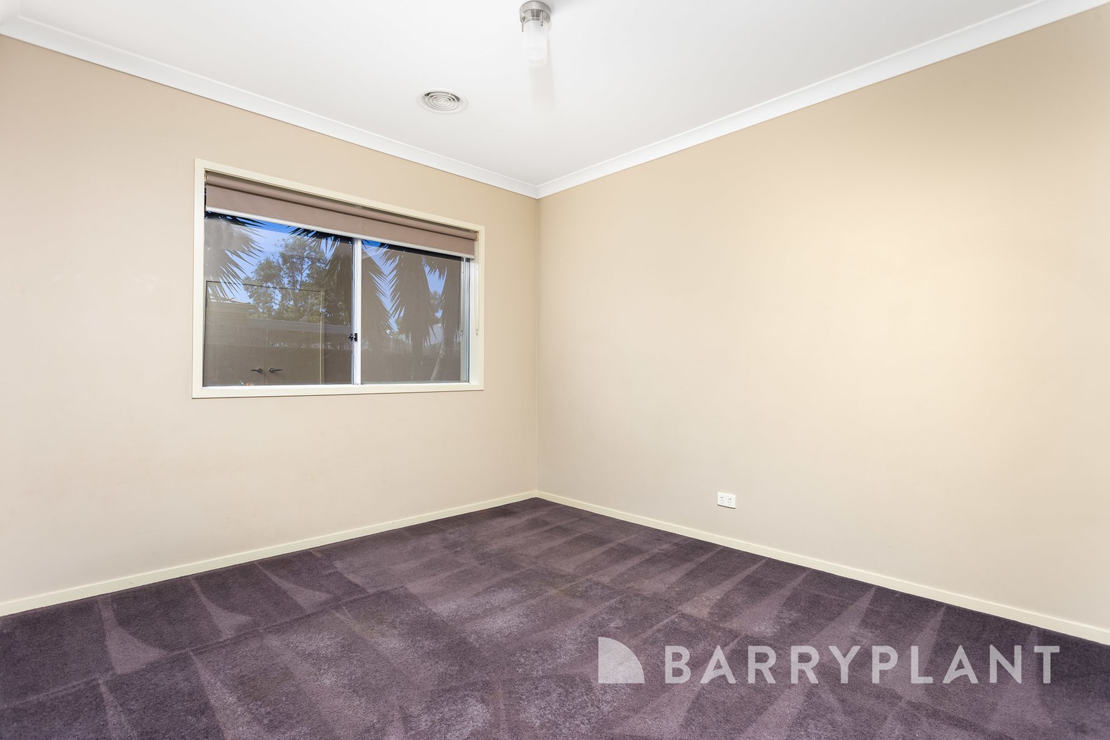 37 Niland Crescent, Point Cook, VIC 3030, Point Cook - Thumbnail 7