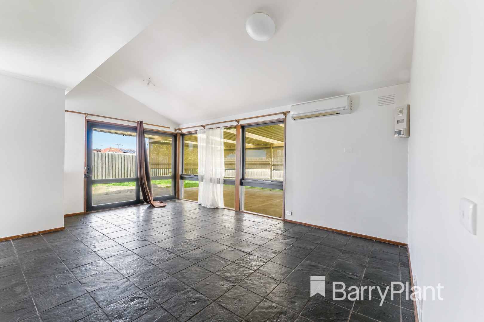 37 Purchas StreetWerribee, VIC 3030, Werribee - Thumbnail 5