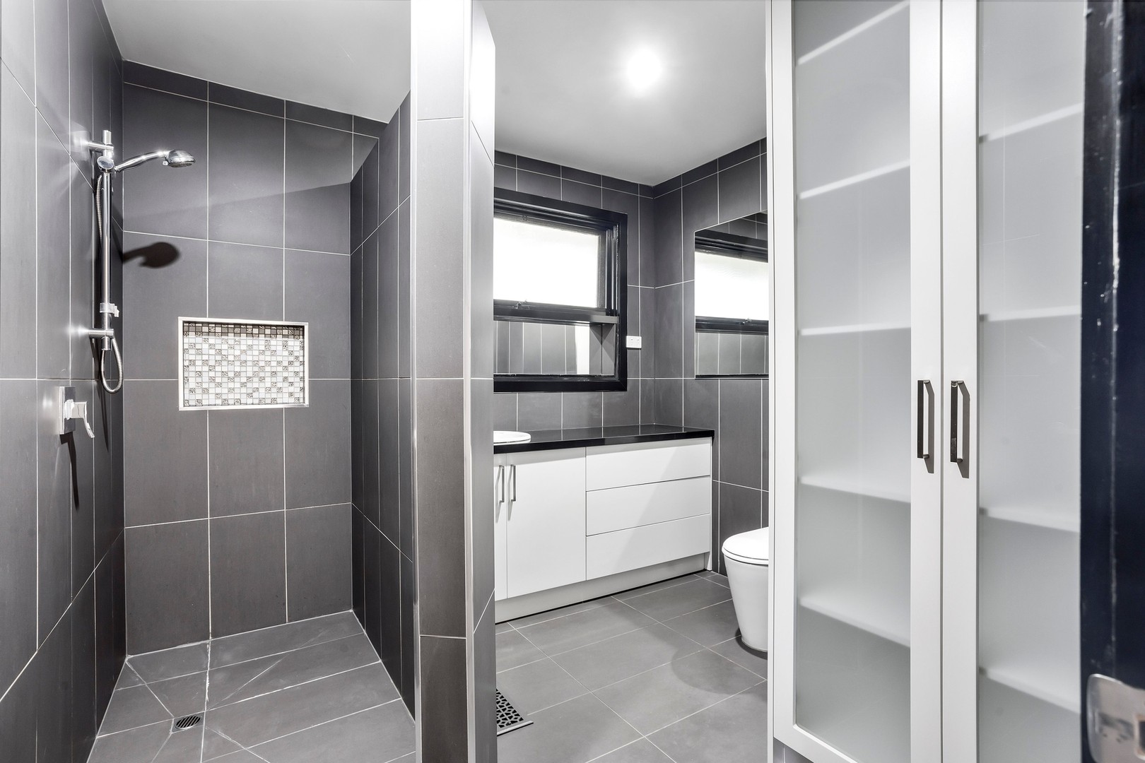 37 San Remo DriveAvondale Heights, VIC 3034, Avondale Heights - Thumbnail 5