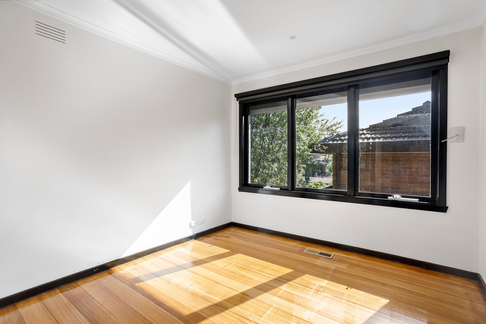 37 San Remo DriveAvondale Heights, VIC 3034, Avondale Heights - Thumbnail 8