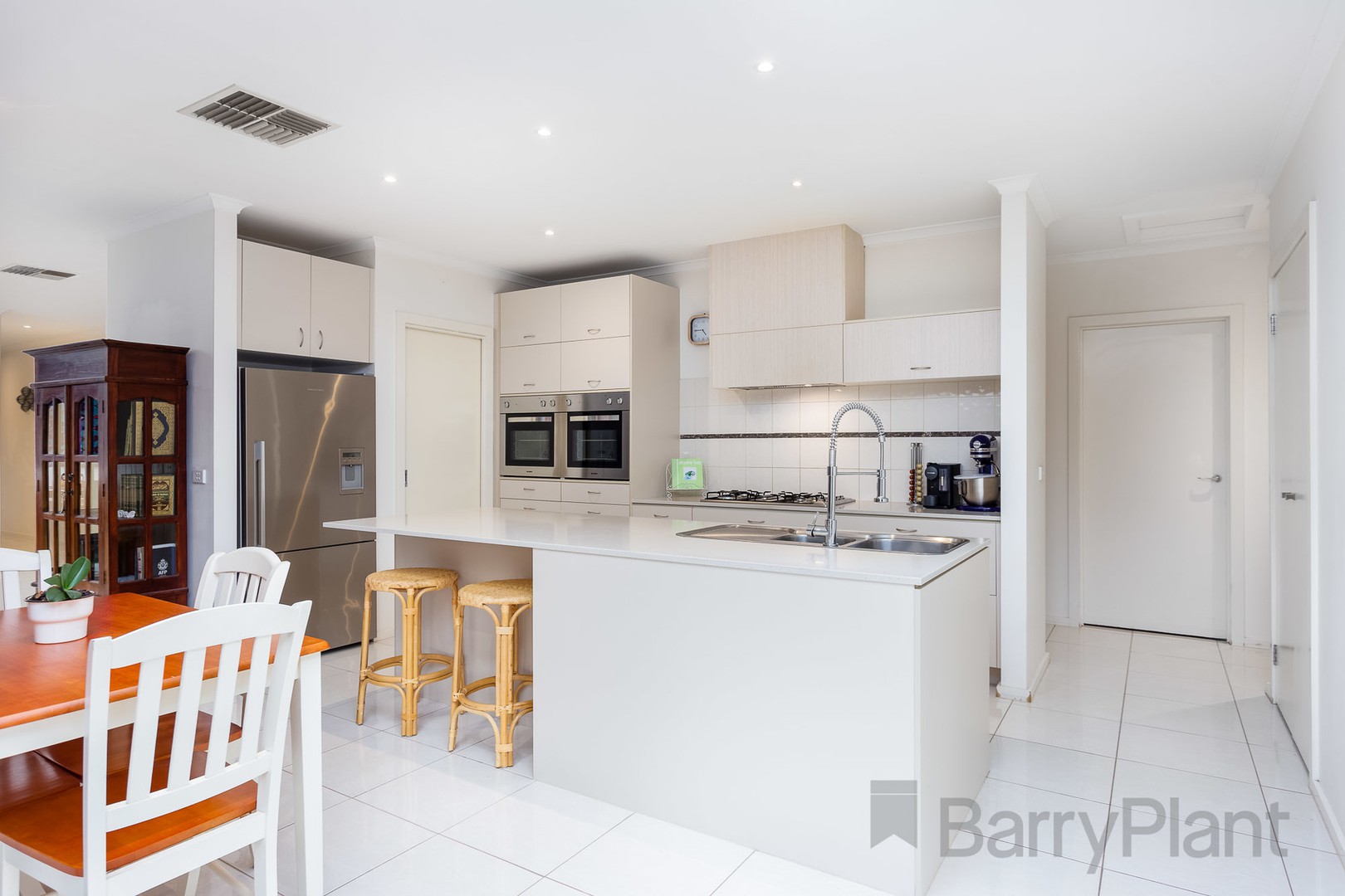 37 Seychelles Street, Point Cook, VIC 3030, Point Cook - Thumbnail 3