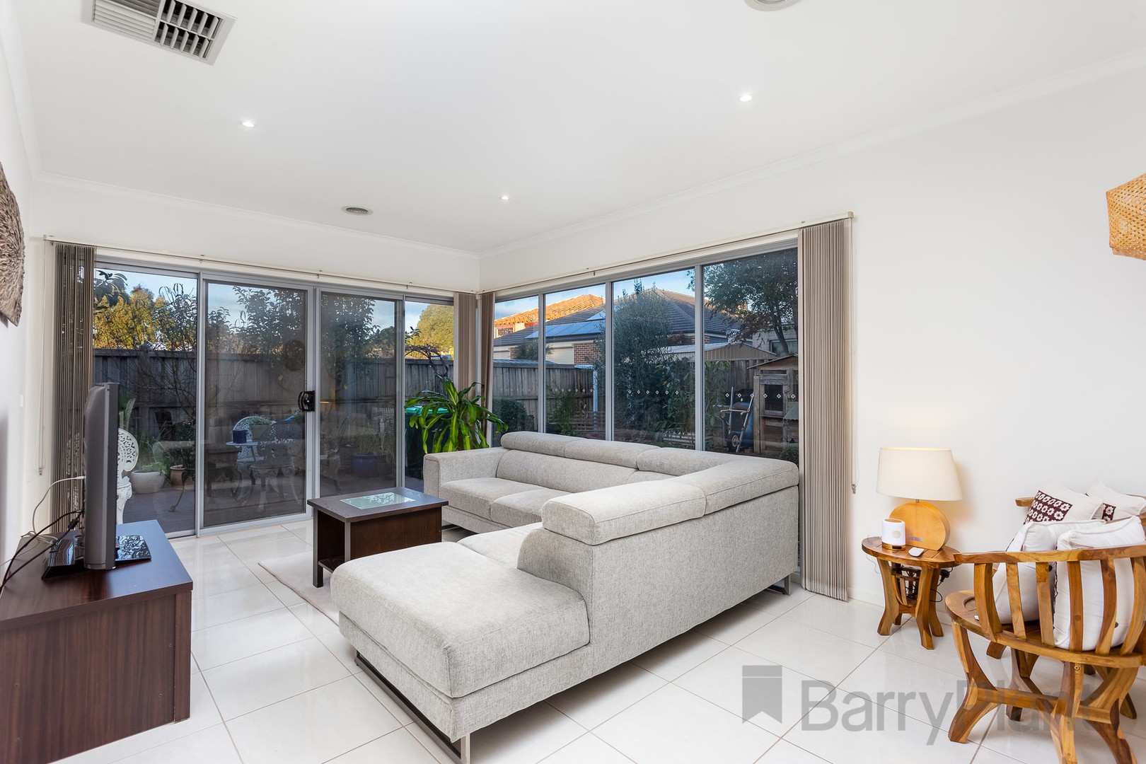 37 Seychelles Street, Point Cook, VIC 3030, Point Cook - Thumbnail 4
