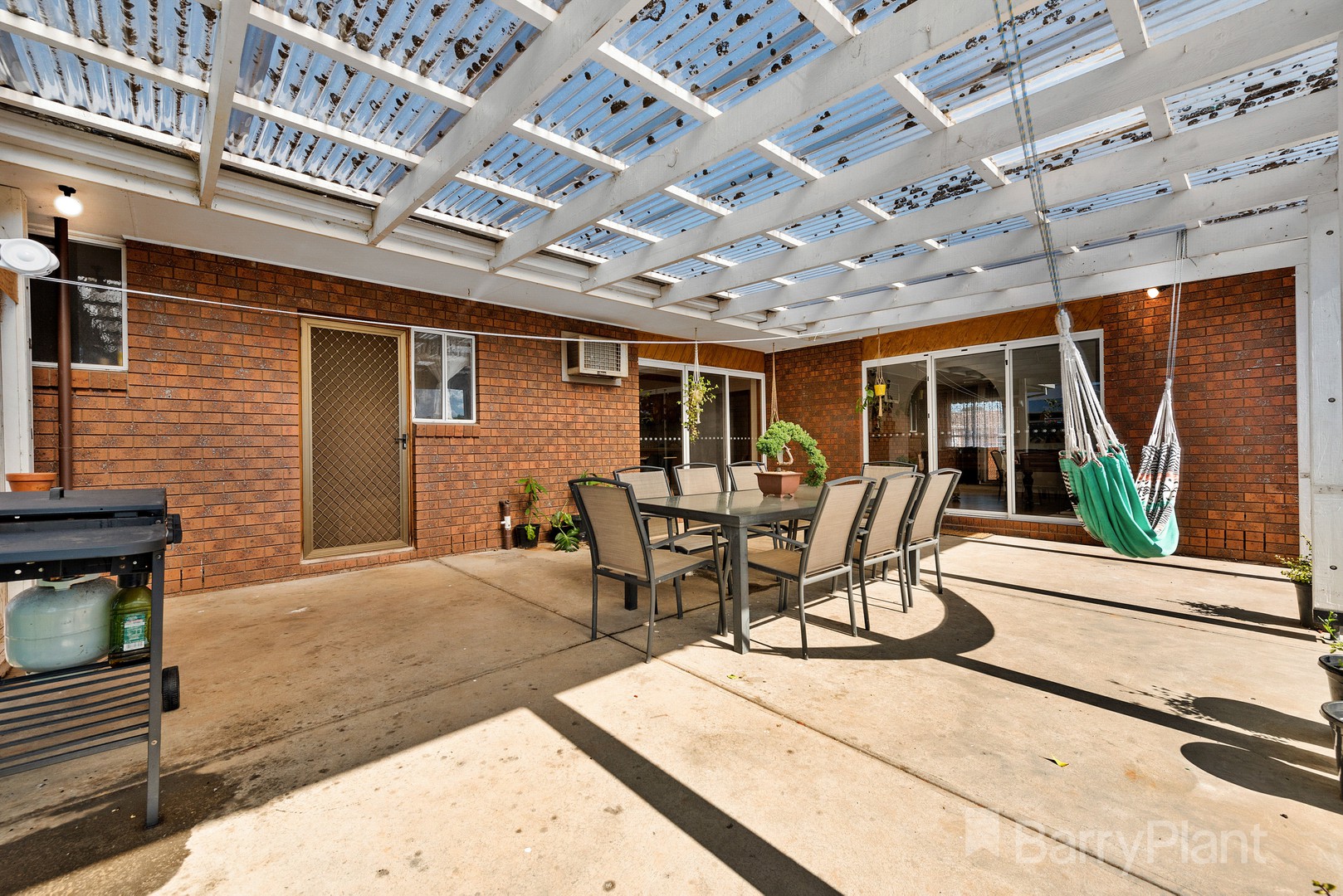 37 Shaws Road, Werribee, VIC 3030, Werribee - Thumbnail 3