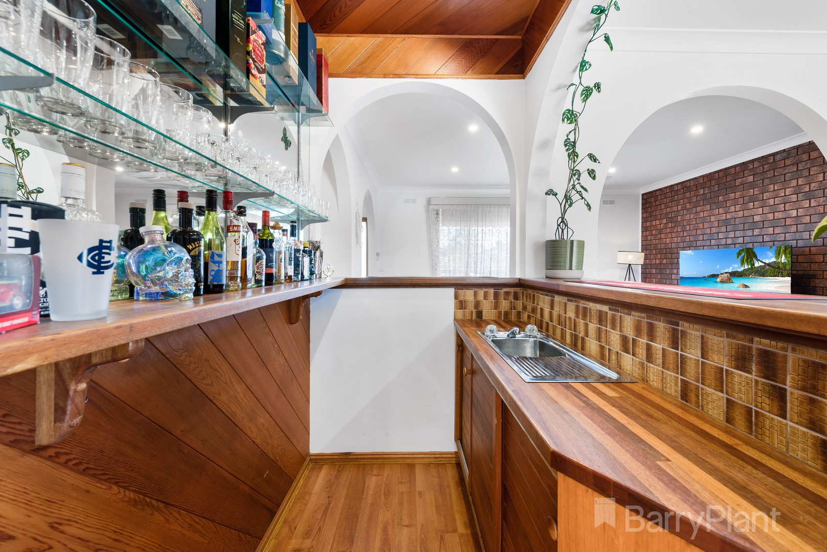 37 Shaws Road, Werribee, VIC 3030, Werribee - Thumbnail 5