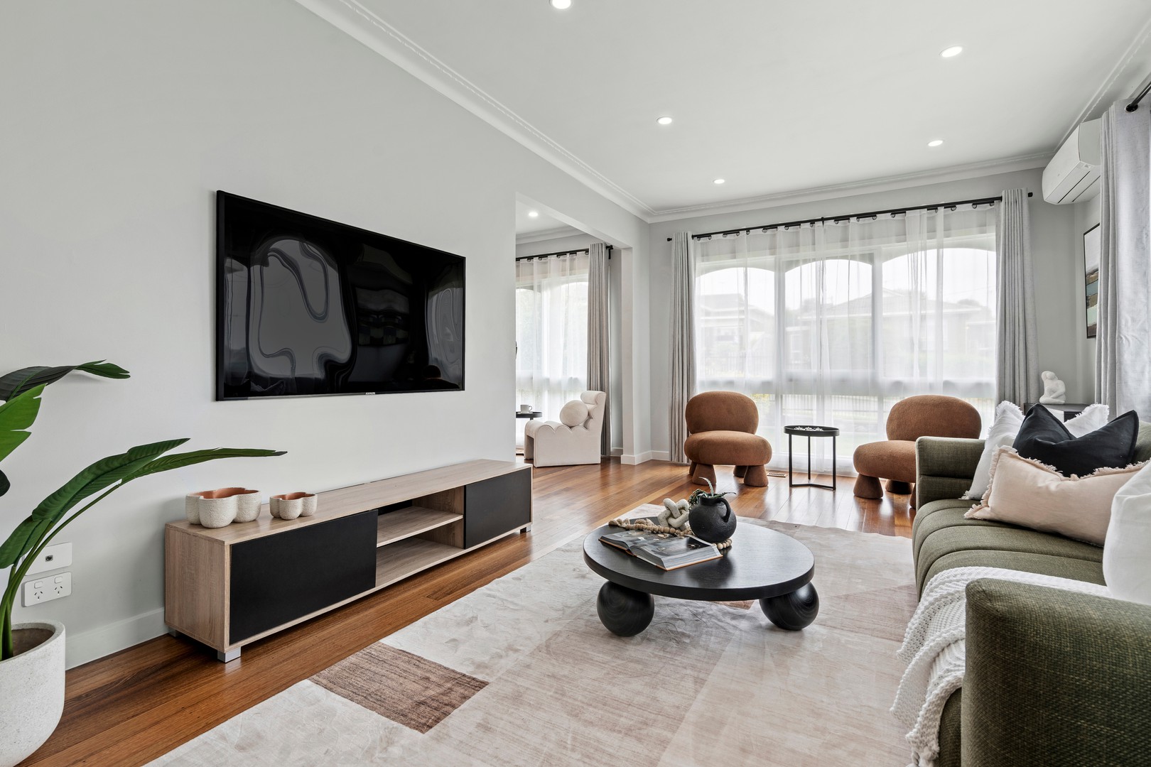 37 Spring Street, Niddrie, VIC 3042 - Thumbnail 2 - 16/01/2026