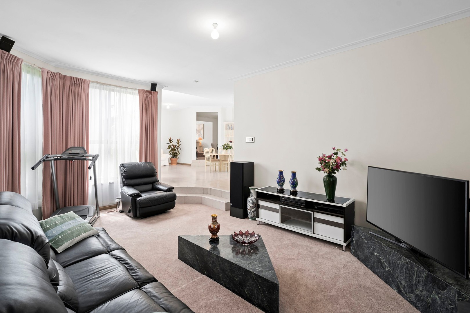 37 Surrey Drive, Keilor East, VIC 3033, Keilor East - Thumbnail 6