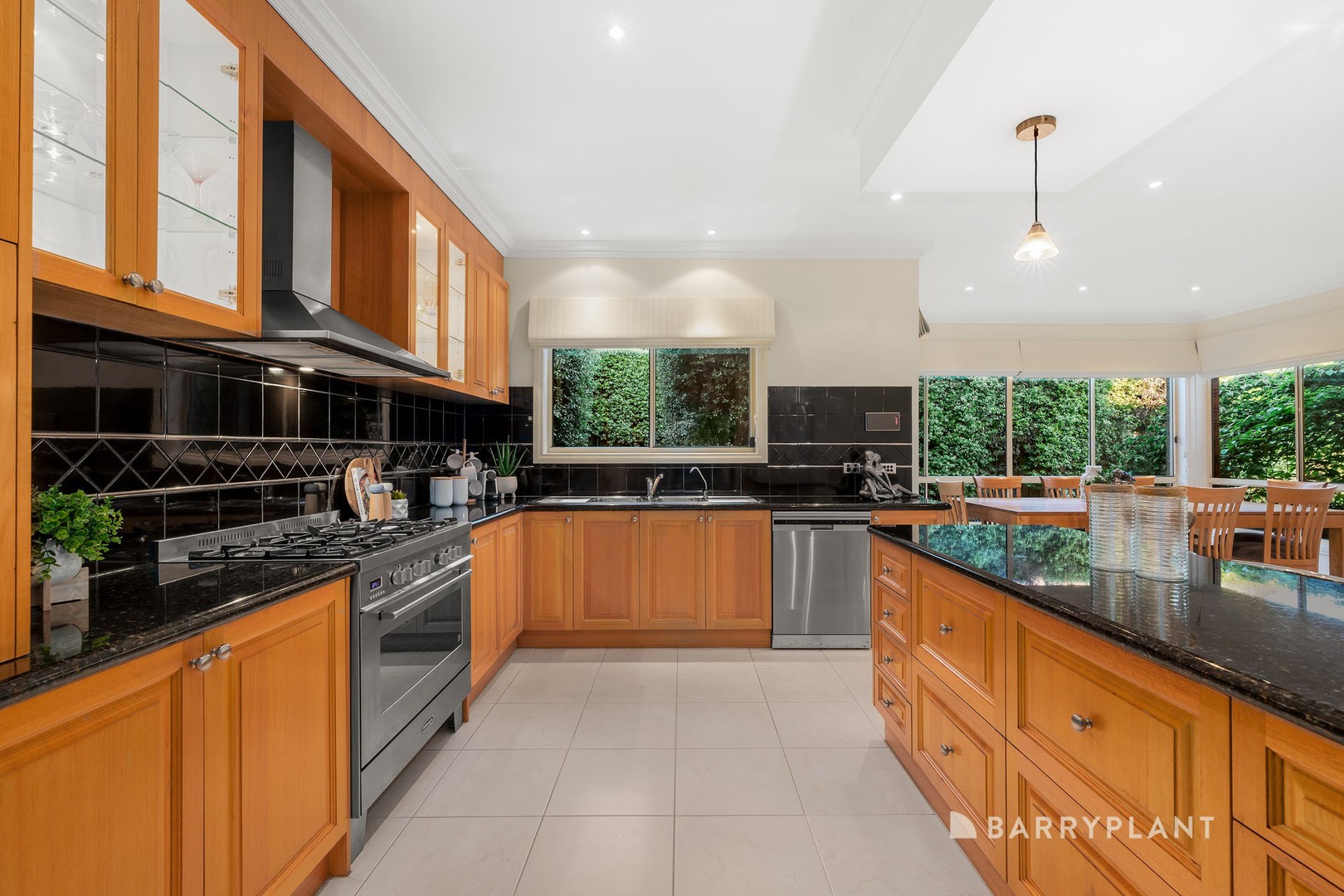 37 Tennyson Circuit, Mill Park, VIC 3082, Mill Park - Thumbnail 6