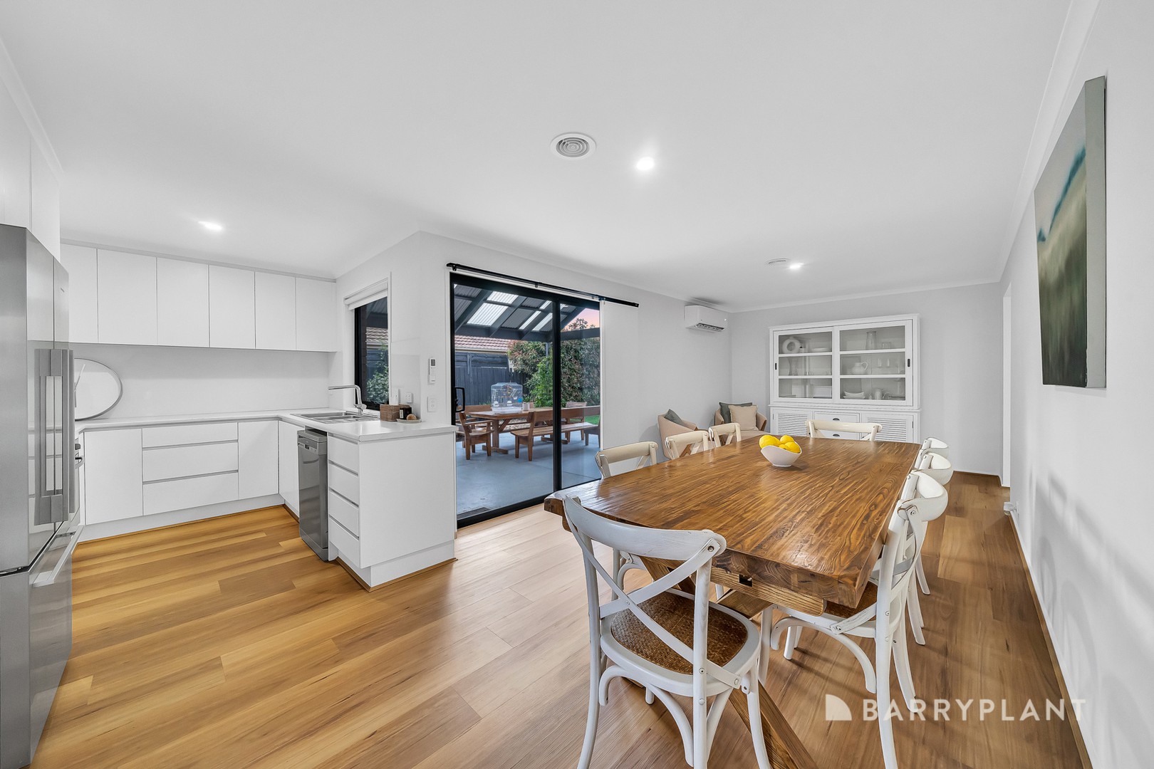 37 The Strand, Point Cook, VIC 3030, Point Cook - Thumbnail 4