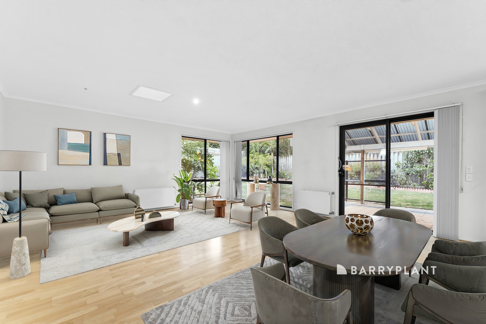 37 Toptani Drive, Narre Warren South, VIC 3805 - Thumbnail 2 - 25/02/2026