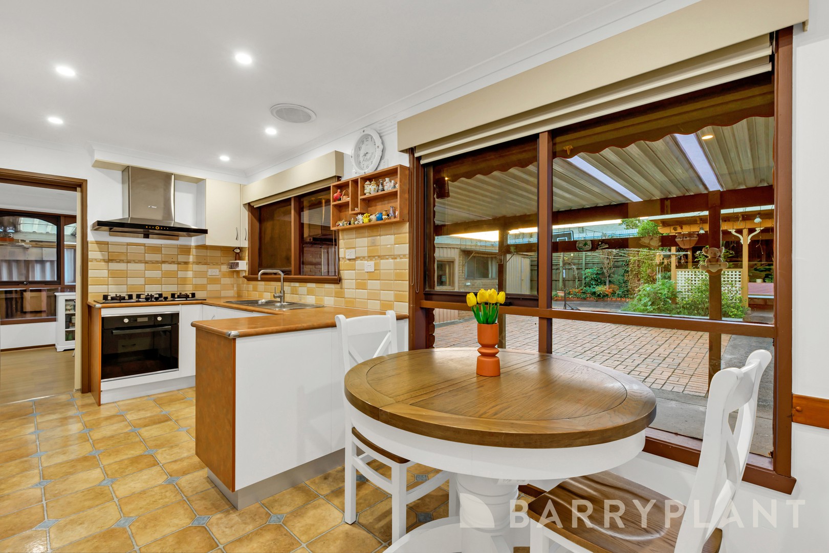 37 Virginia Crescent, Bundoora, VIC 3083, Bundoora - Thumbnail 2