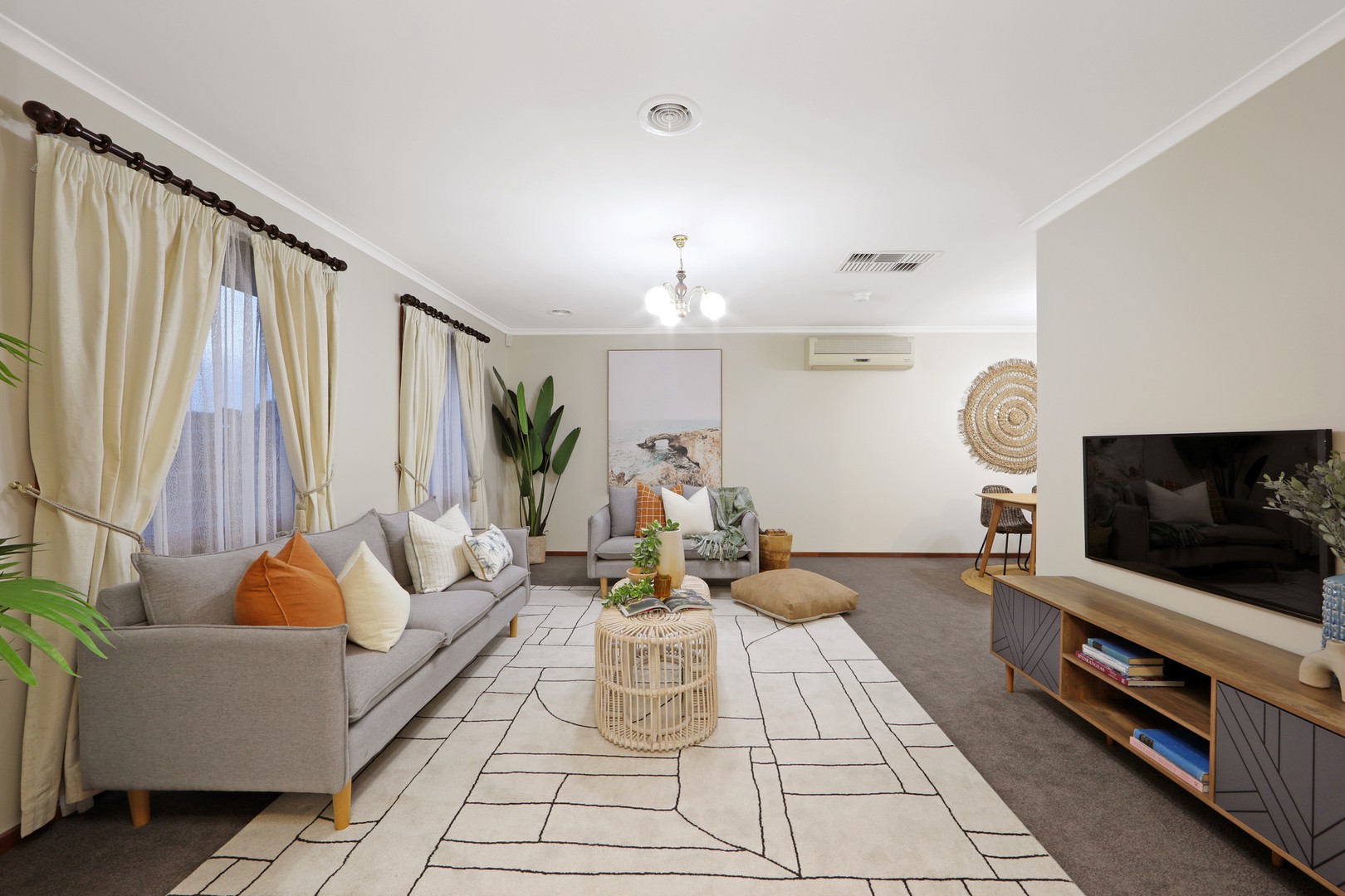 37 Wyandra Way, Rowville, VIC 3178, Rowville - Thumbnail 2
